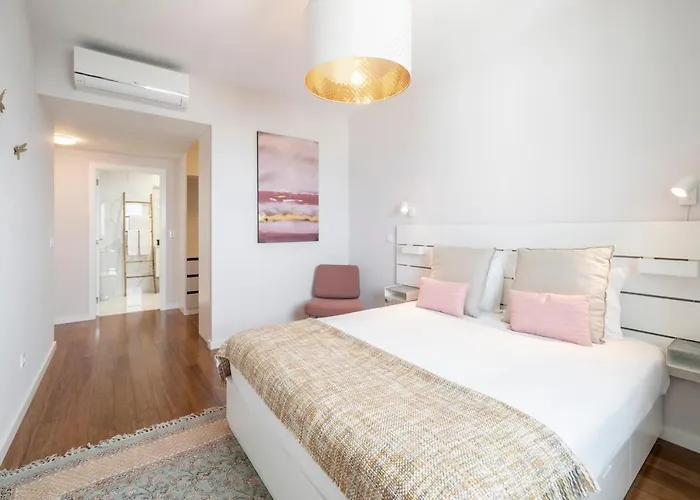 Alameda Formosa I By An Island Funchal (Madeira)